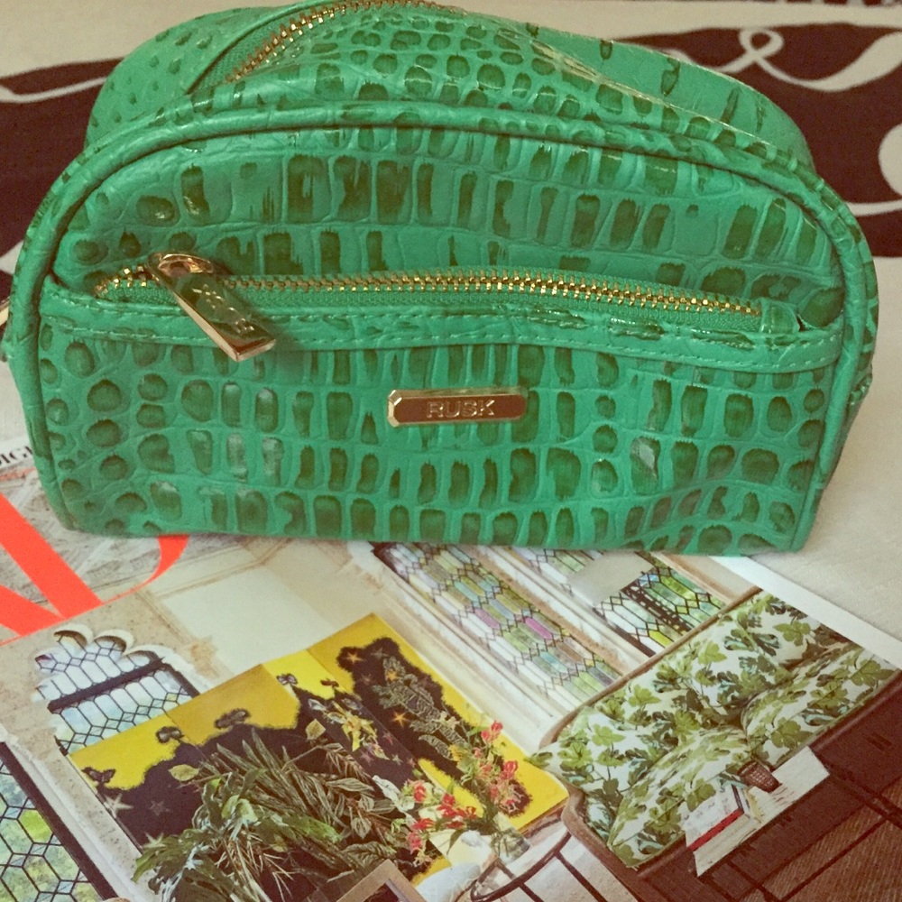 Rusk Crocodile Make-Up Bag
